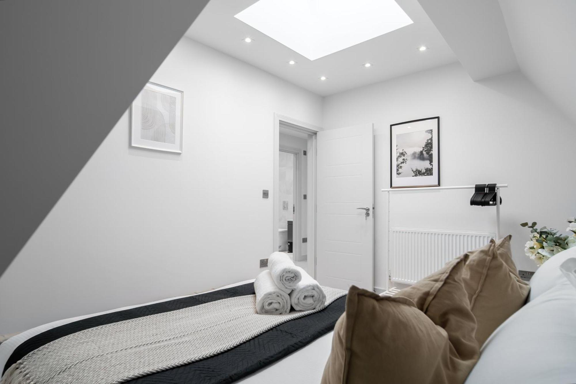 Livestay-Modern & Stylish Apartments In Дидкот Экстерьер фото