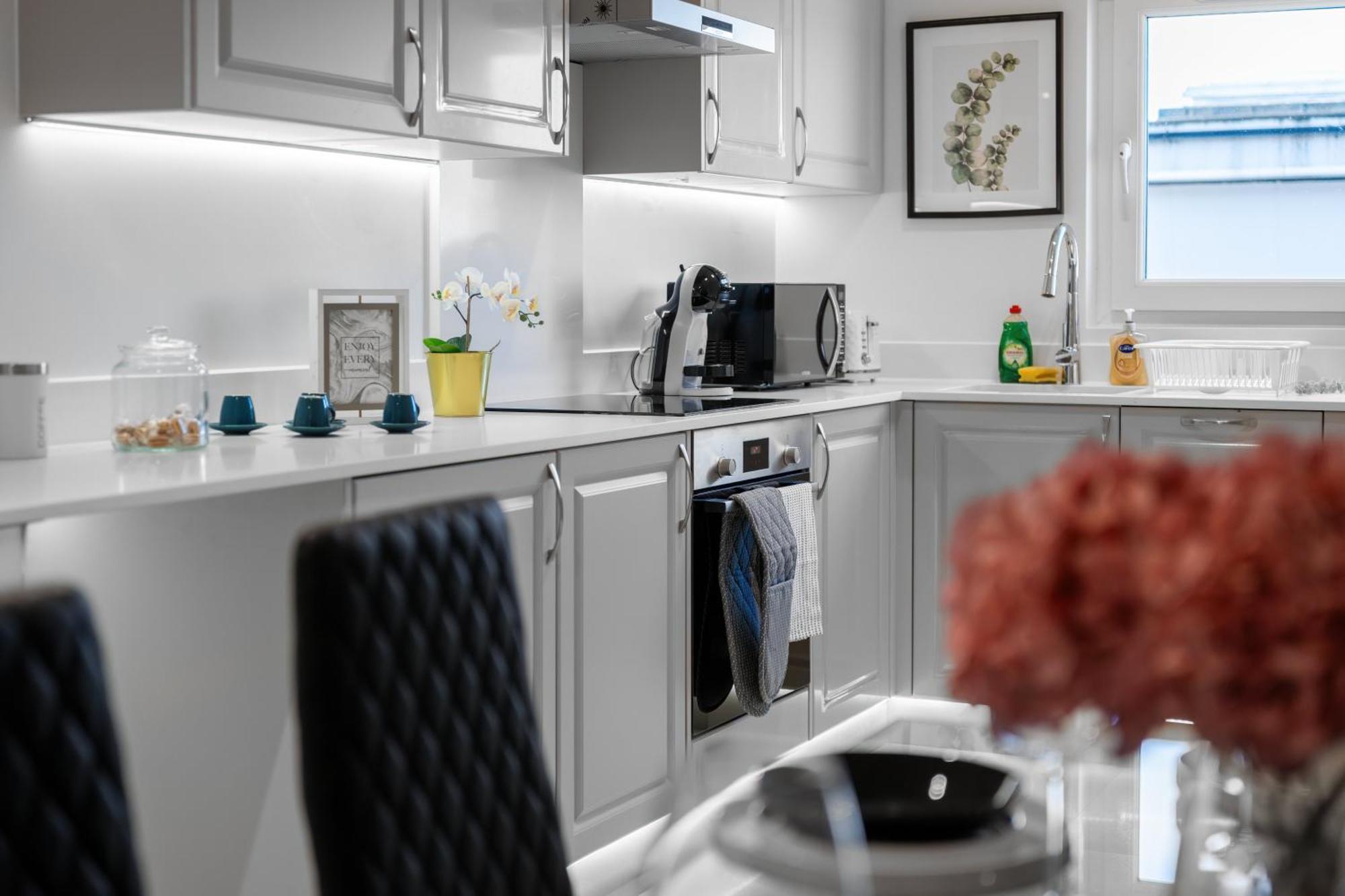 Livestay-Modern & Stylish Apartments In Дидкот Экстерьер фото