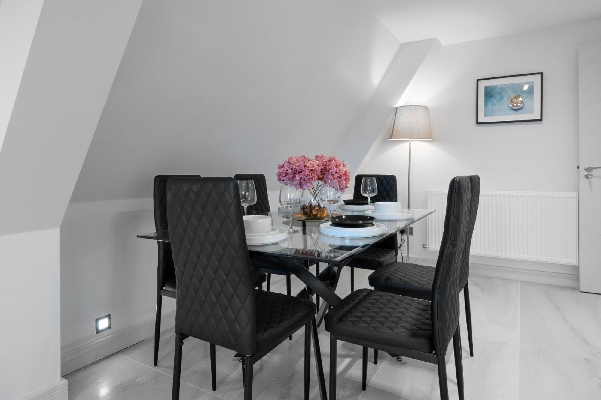 Livestay-Modern & Stylish Apartments In Дидкот Экстерьер фото